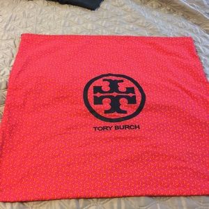 Tory Burch storage bag,soft material
